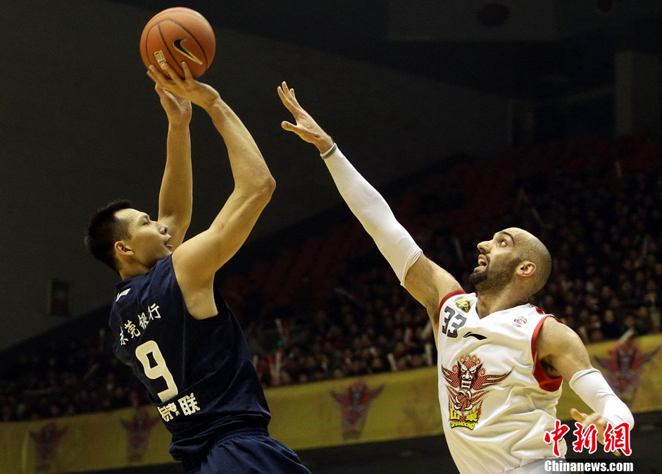 使其具有极 使其具有极